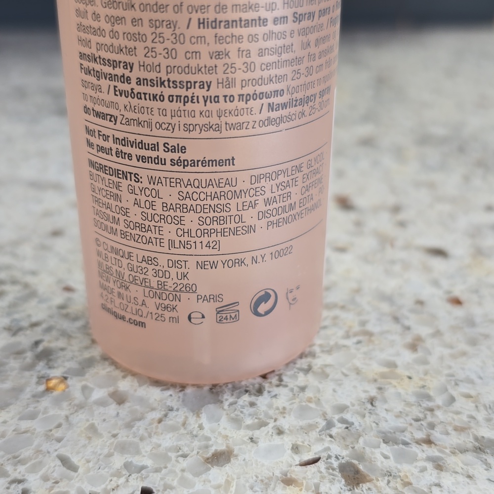 Clinique Moisture Surge Face Spray 4.2oz - Picture 3 of 4